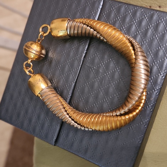 Sterling silver and brass entwined two toned metal bracelet size small - Picture 5 of 7